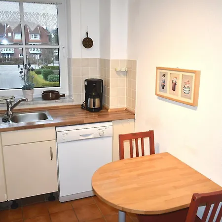 Ostseeallee 12 Nr 08 Apartament